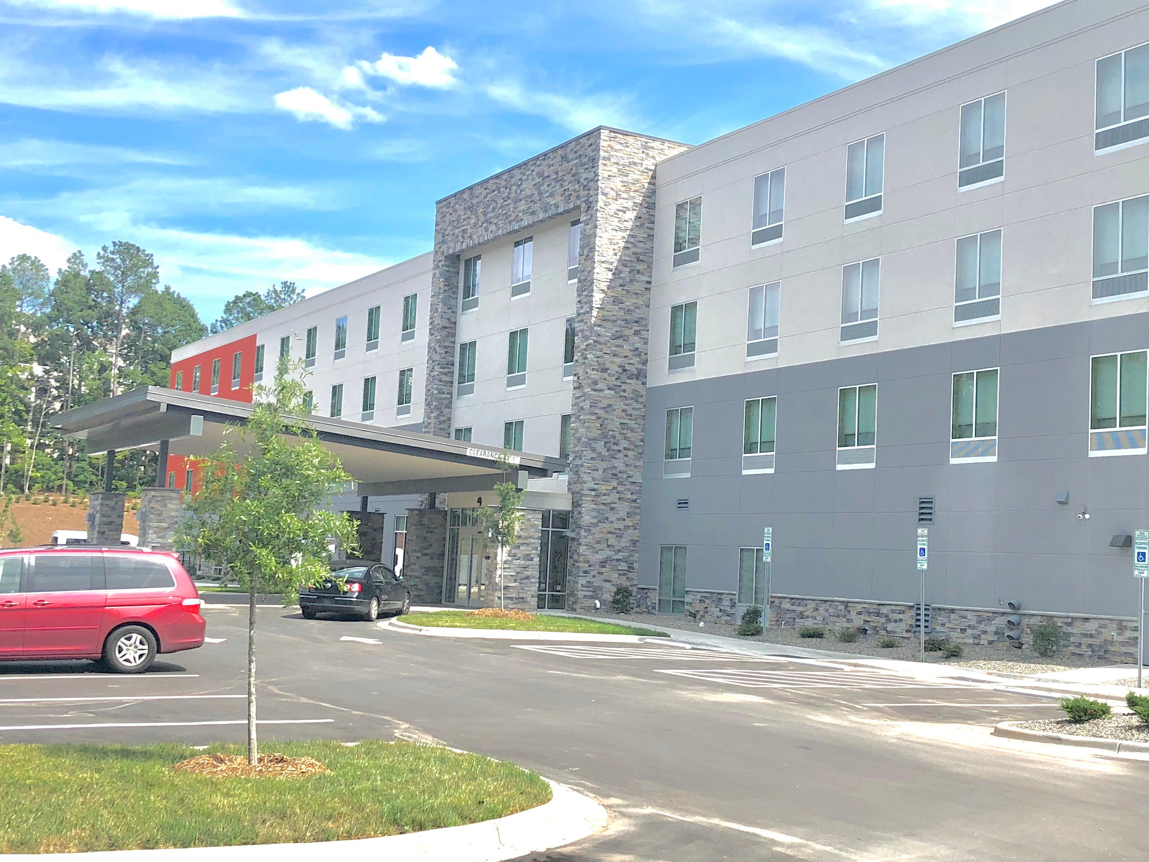 Holiday Inn Express & Suites Raleigh Airport - Brier Creek By Ihg Zewnętrze zdjęcie