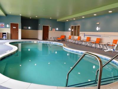 Holiday Inn Express & Suites Raleigh Airport - Brier Creek By Ihg Zewnętrze zdjęcie